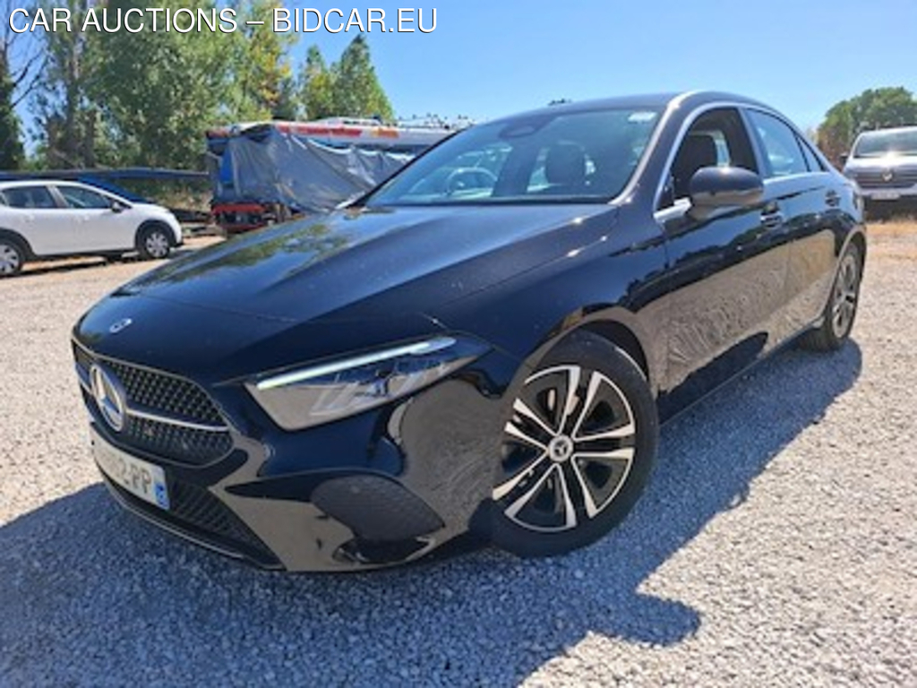 Mercedes-Benz Classe A Classe A Berline 180 136ch Business Line 7G-DCT