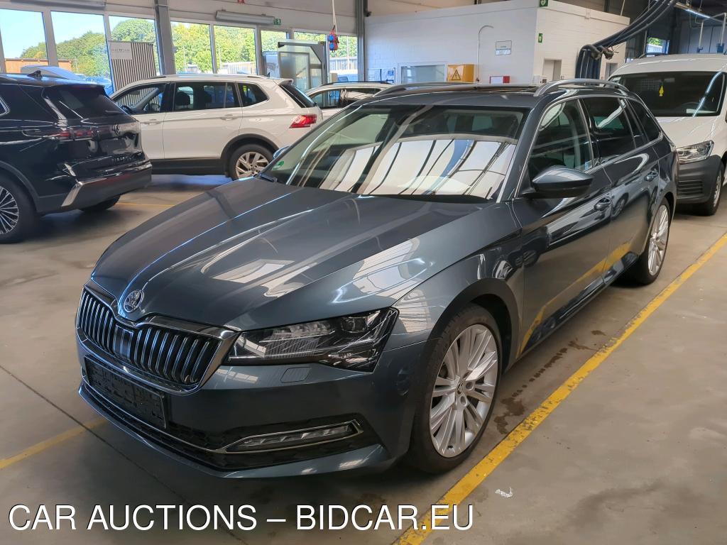 Skoda Superb COMBI 2.0 TDI DSG Premium Edition, 2022