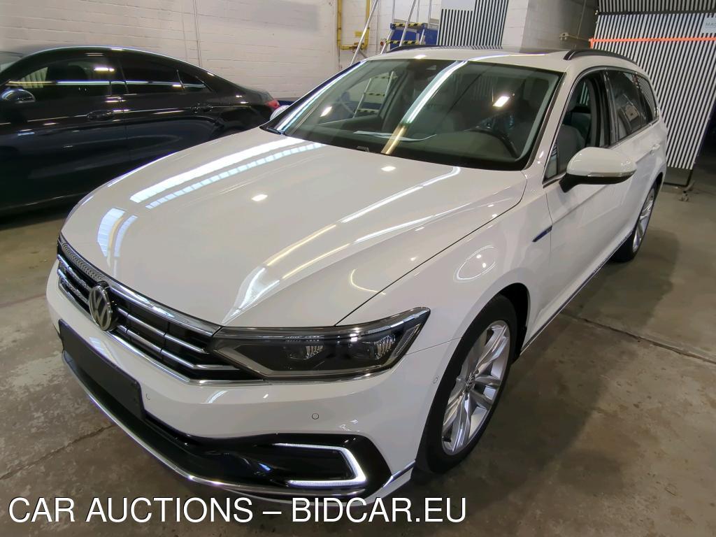 Volkswagen Passat VARIANT 1.4 TSI PLUG-IN-HYBRID DSG GTE, 2020