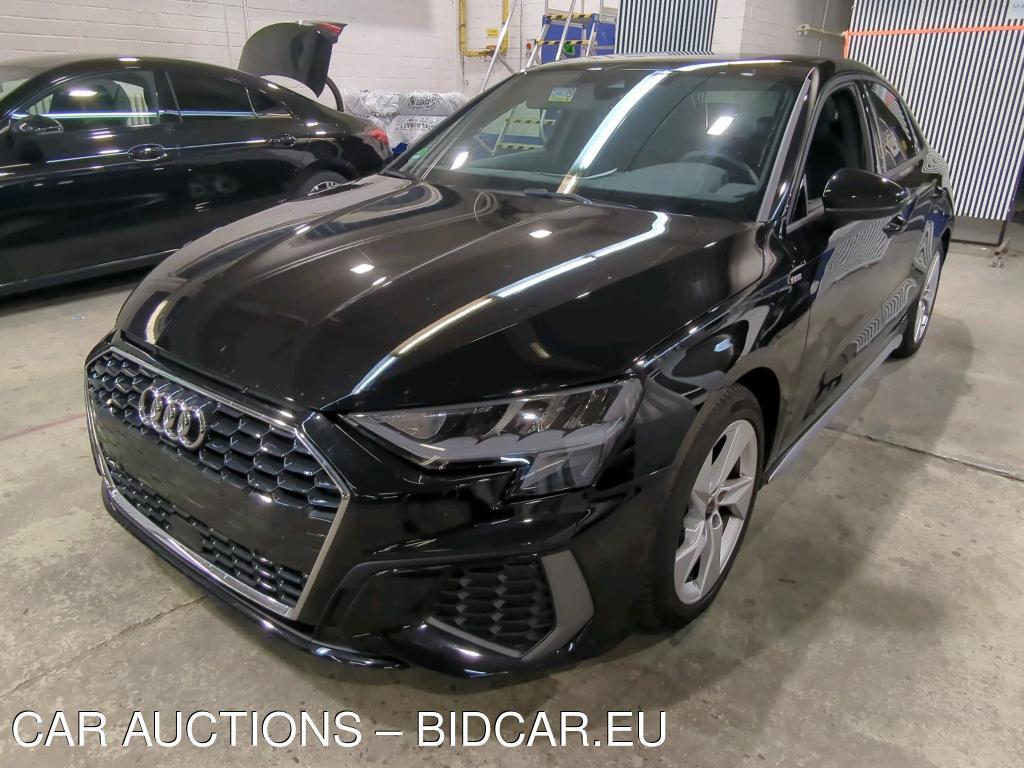 Audi A3 35 TFSI LIMOUSINE S TRONIC S line, 2024