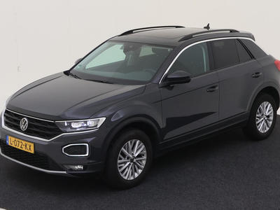 Volkswagen T-roc 1.0 TSI 110PK STYLE ADVANCE EXECUTIVE CAMERA CLIMATRONIC DIGITAL, 2021