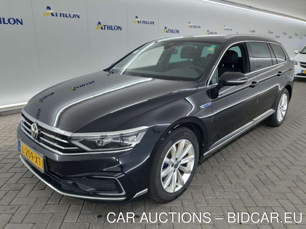 Volkswagen Passat variant 1.4 TSI PHEV 6-DSG GTE BUSINESS 5D 160KW, 2021