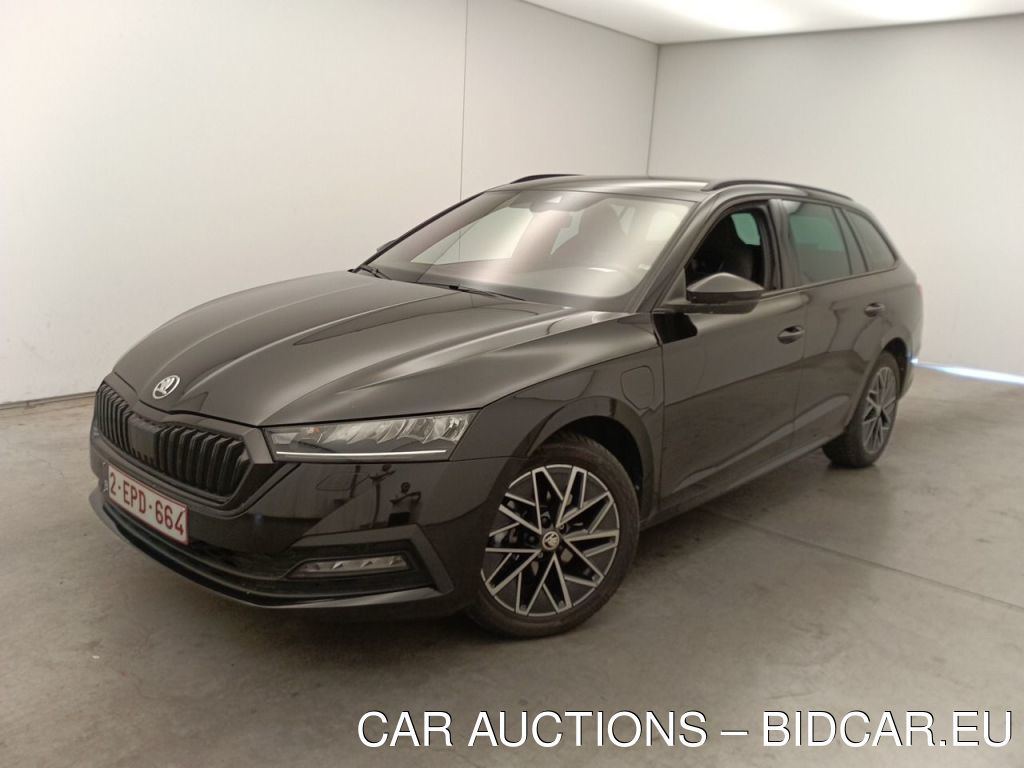 Skoda Octavia combi - 2020 OCTAVIA SW 1.4 TSI PHEV AMBITION DSG, 2023