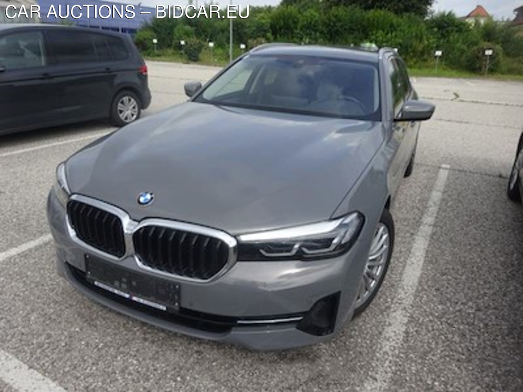 BMW Series 5 2.0 520D TOURING A