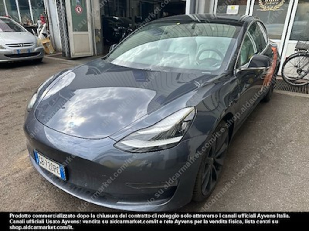 Tesla model 3 75 kwh performance -