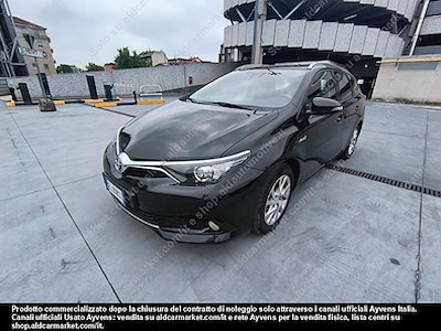 Toyota auris touring sports hybrid business -