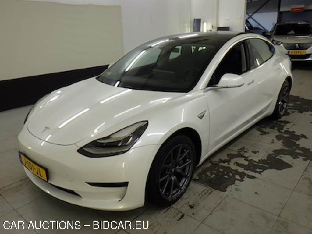 Tesla Model 3 Standard Range Plus RWD 4d