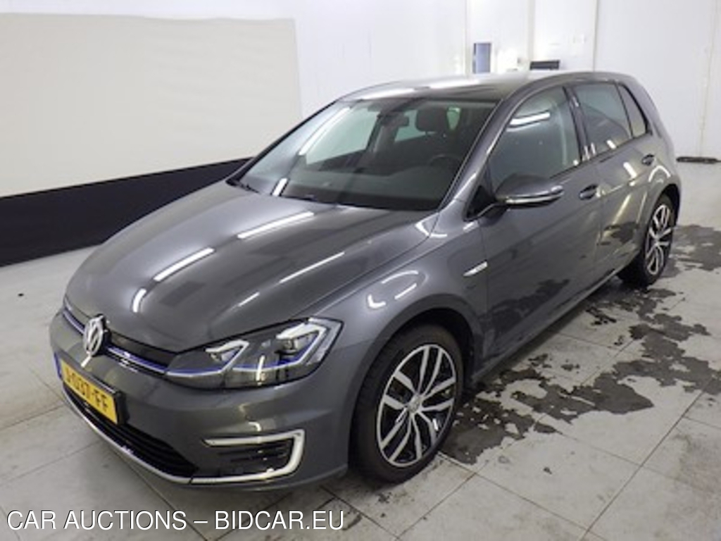 Volkswagen GOLF E-DITION 2020 5d