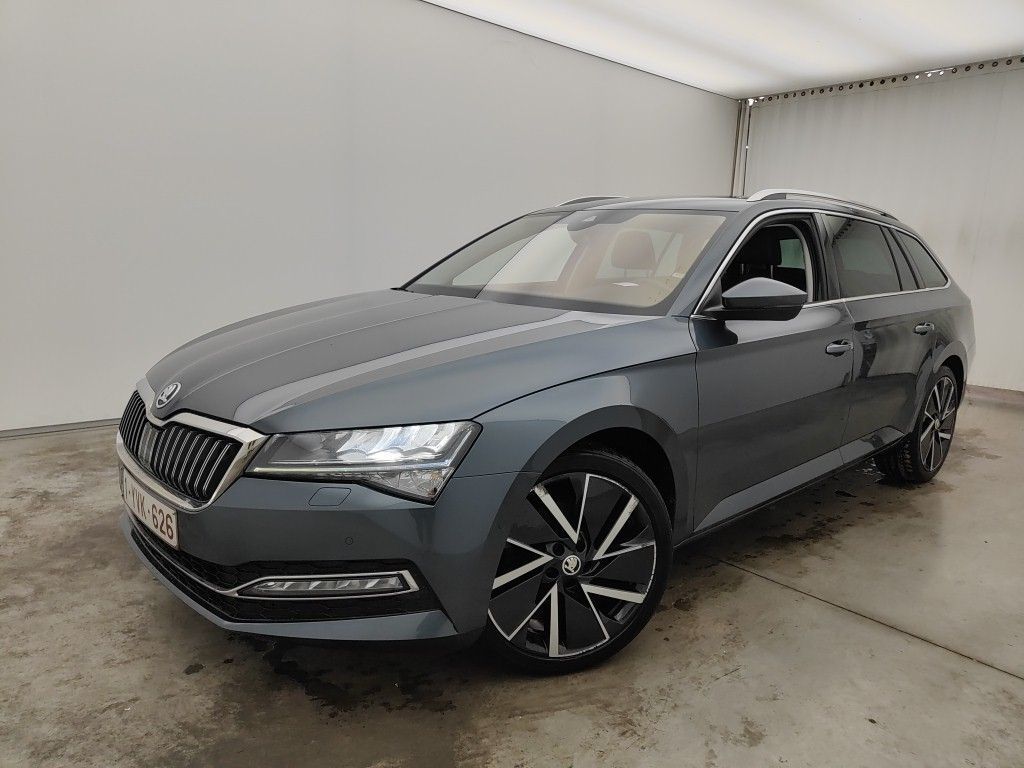 Skoda Superb combi diesel - 2019 SUPERB SW 2.0 CR TDI CLEVER+ DSG, 2021