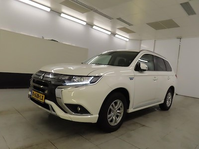 Mitsubishi Outlander PHEV Pure 5d