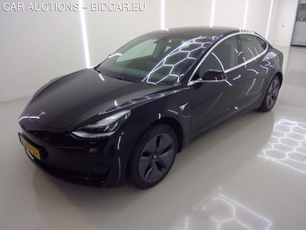 Tesla Model 3 Standard Range Plus RWD