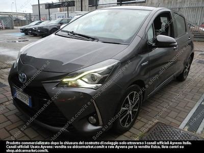 Toyota yaris 1.5 hybrid active hatchback -