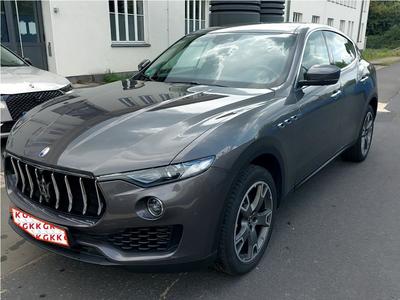 Maserati Levante Q4, 2020