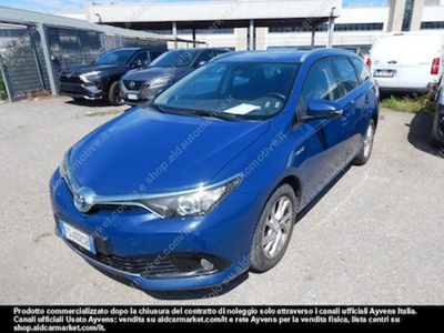 Toyota auris touring sports hybrid business -