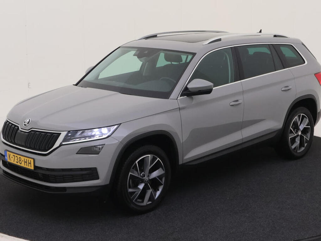 Skoda Kodiaq 1.5 TSI 150PK BUSINESS EDITION PANORAMA HAAK, 2020