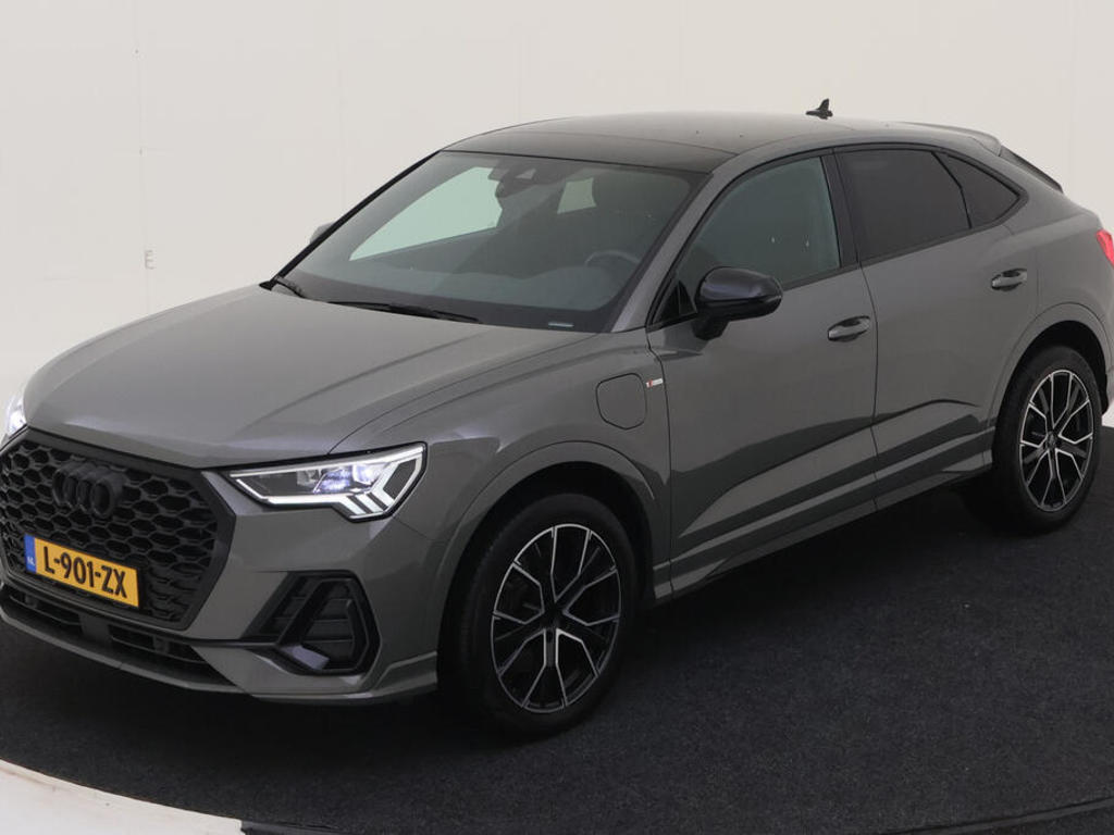 Audi Q3 sportback 45 TFSI PHEV 245PK S TRONIC S EDITION OPTIEK B&O PANORAMA ACC, 2021