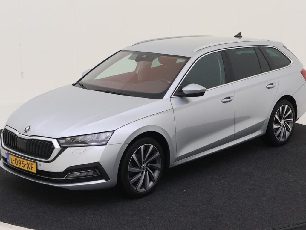 Skoda Octavia combi 1.5 TSI 150PK DSG BUSINESS EDITION TREKHAAK PLUS, 2021
