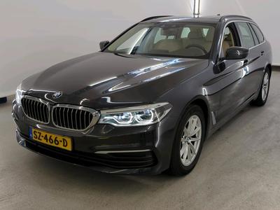 BMW 5-SERIE TOURING 520I CORPORATE LEASE HIGH EXECUTIVE, 2018