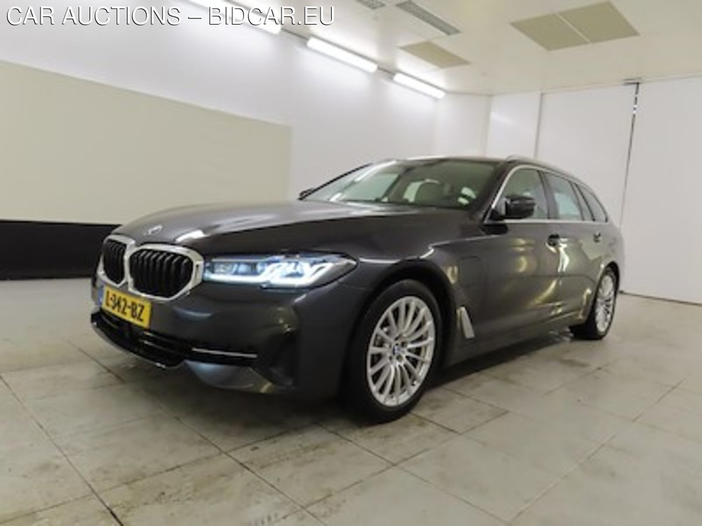BMW 5 serie touring 530e Business Edition Plus 5d