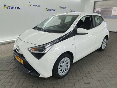 Toyota Aygo 1.0 VVT-I X-PLAY 5D 53KW, 2021