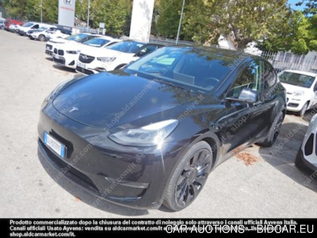 Tesla model Y 75 kwh performance -