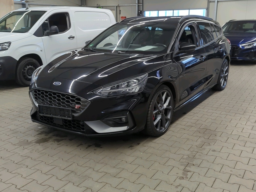 Ford Focus TURNIER 2.3 ECOBOOST S&S AUT. ST mit Styling-Paket, 2021