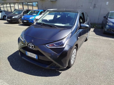 Toyota AYGO CONNECT 1.0 VVT-i x-business, 2020