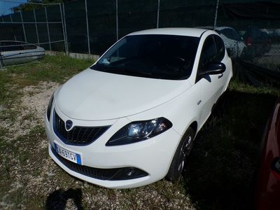 Lancia Ypsilon III 2021 Ypsilon 1.0 firefly hybrid Gold Plus s&amp;s 70cv 5p.t, 2023