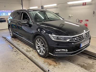 Volkswagen Passat 2.0 TDI R-Line GT Executive Drag Paket Cockpit Skinn LED-High Varmare Navi