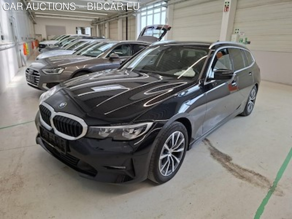 BMW Series 3 320d A Touring 140KW