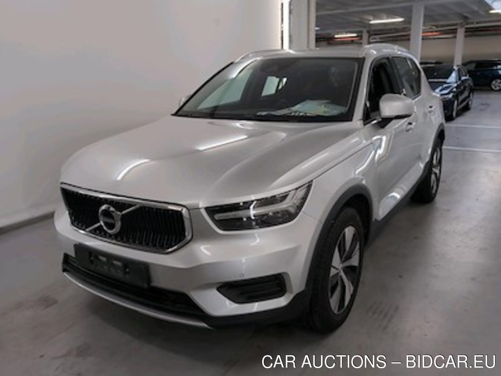 Volvo XC40 2.0 D3 GEARTRONIC MOMENTUM CORE