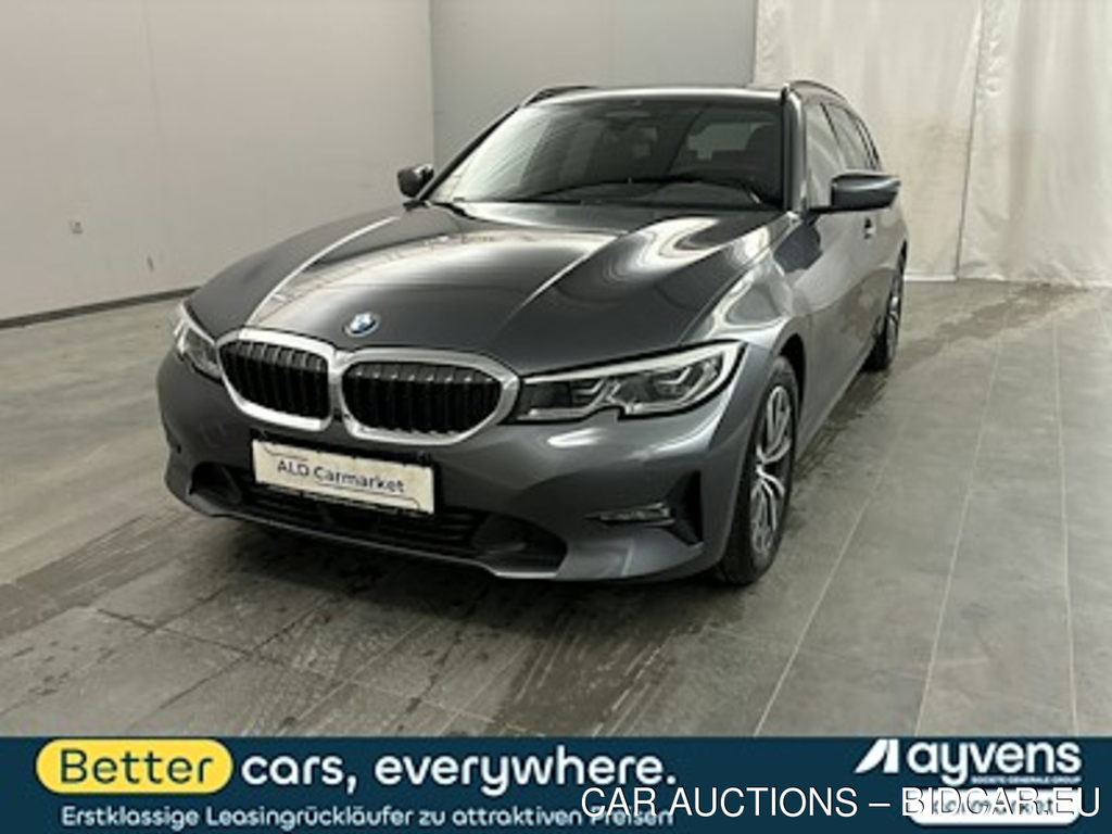 BMW 3er BMW 330i Touring xDrive Aut. Advantage Kombi, 5-turig, Automatik, 8-Gang