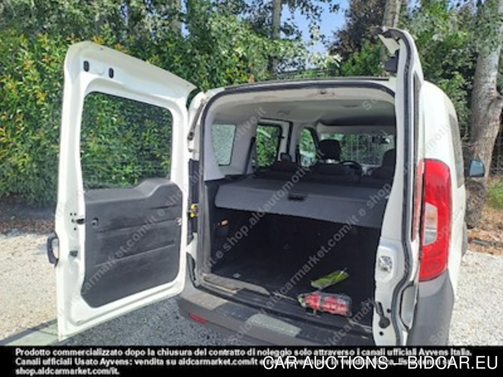 Fiat doblo cargo combi 1.3 mijet -