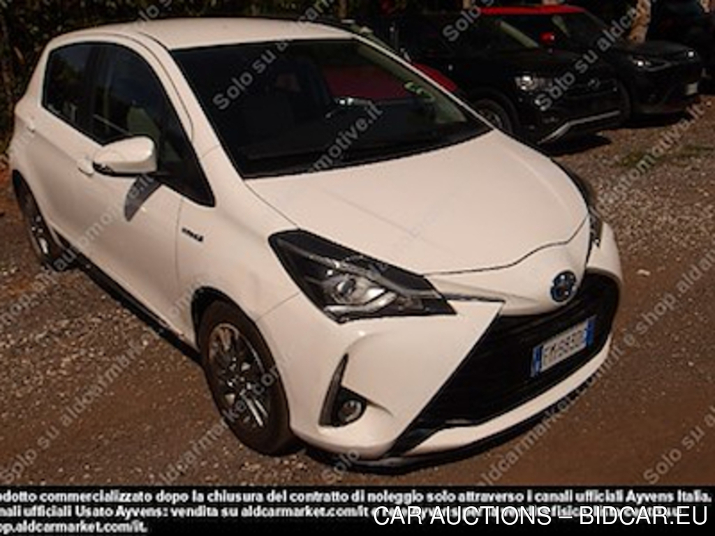 Toyota yaris 1.5 hybrid active hatchback -