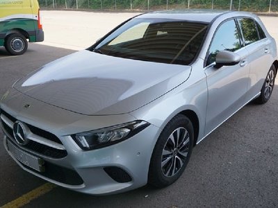 Mercedes-Benz A 200 7G-DCT Style, 2022