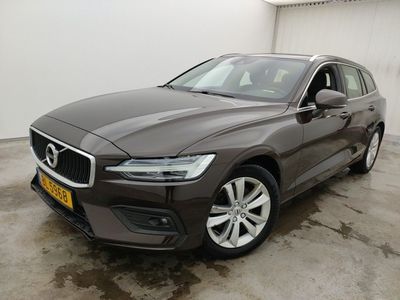 Volvo V60 diesel - 2018 V60 2.0 B4 MOMENTUM PRO GEARTRONIC, 2021