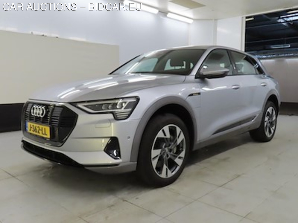 Audi E-tron 55 quattro advanced 5d