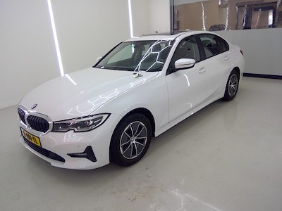 BMW 3 serie sedan 320iA Business Edition 4d