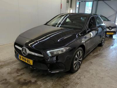 Mercedes-Benz A250 1.3 E PHEV 160kW Business Line DCT, 2022
