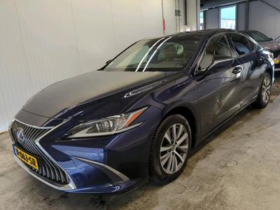 Lexus ES 2.5 300h Hybrid 160kW Business Line CVT (NEDC), 2020
