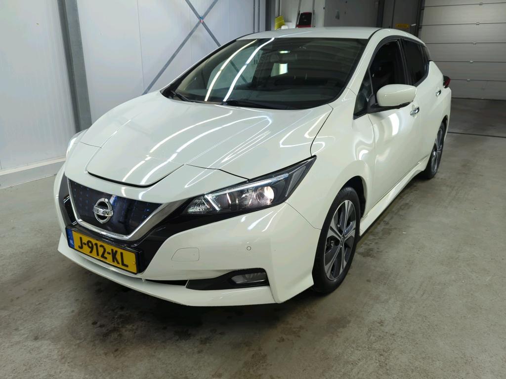 Nissan Leaf Electric 110kW/40 kWh N-Connecta (NEDC), 2020