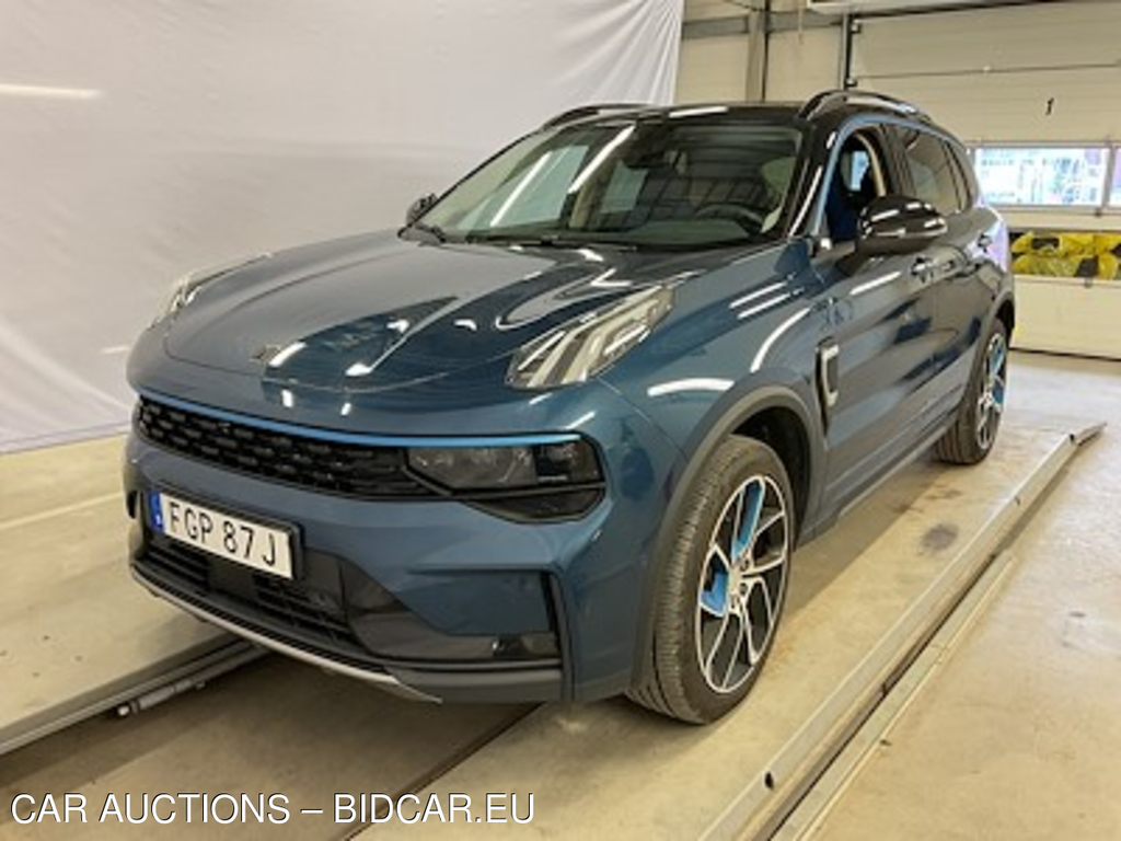 Lynk &amp; Co 01 01 PHEV Panorama Kamera Navi
