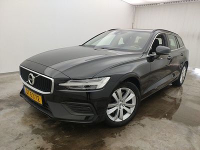 Volvo V60 diesel - 2018 V60 2.0 B4 MOMENTUM PRO GEARTRONIC, 2021