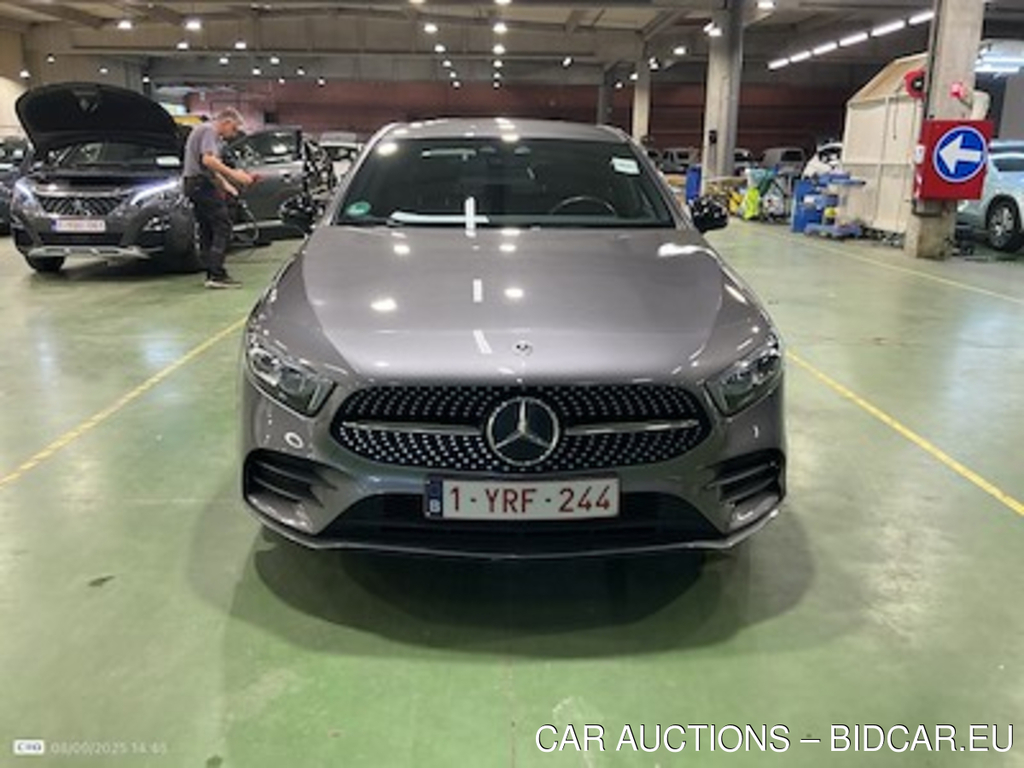 Mercedes-Benz A-class limousine 1.3 A 250 E BUSINESS SOLUTION DCT
