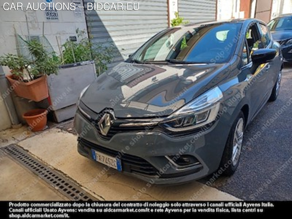 Renault clio 1.5 dci 75cv moschino -
