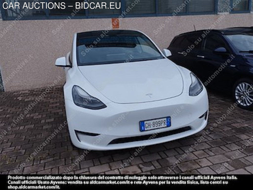 Tesla model Y 75 kwh dual -