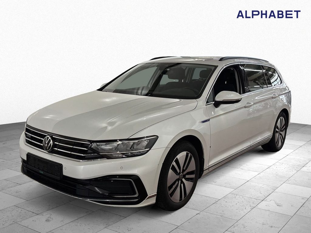 Volkswagen Passat Variant 1.4 TSI Plug-In-Hybrid DSG GTE, 2022
