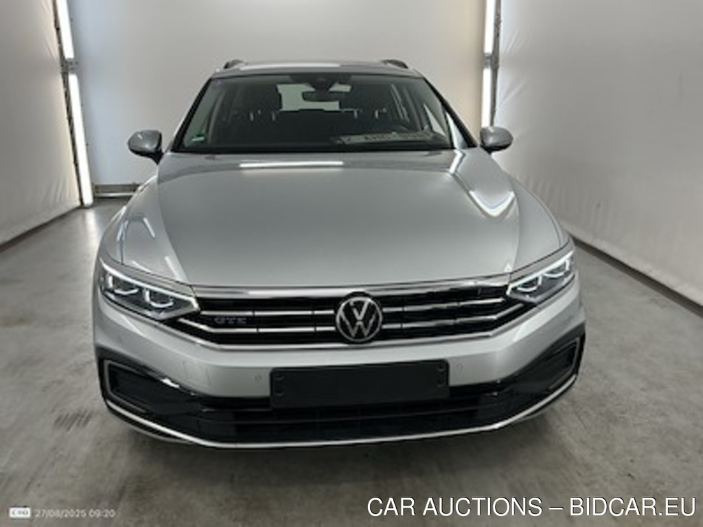 Volkswagen Passat variant 1.4 TSI MSQ VARIANT GTE BUSINESS