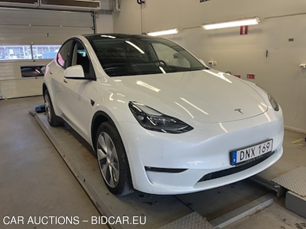 Tesla Model Y Long Range AWD