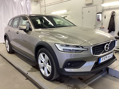 Volvo V60 cross country Cross Country B4 AWD Advanced Navi Pro HuD Skinn Ljus 360-Kamera H/K Drag Navi